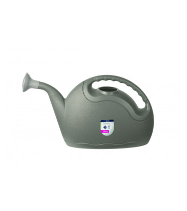 PLASTIC WATERING CAN 7L